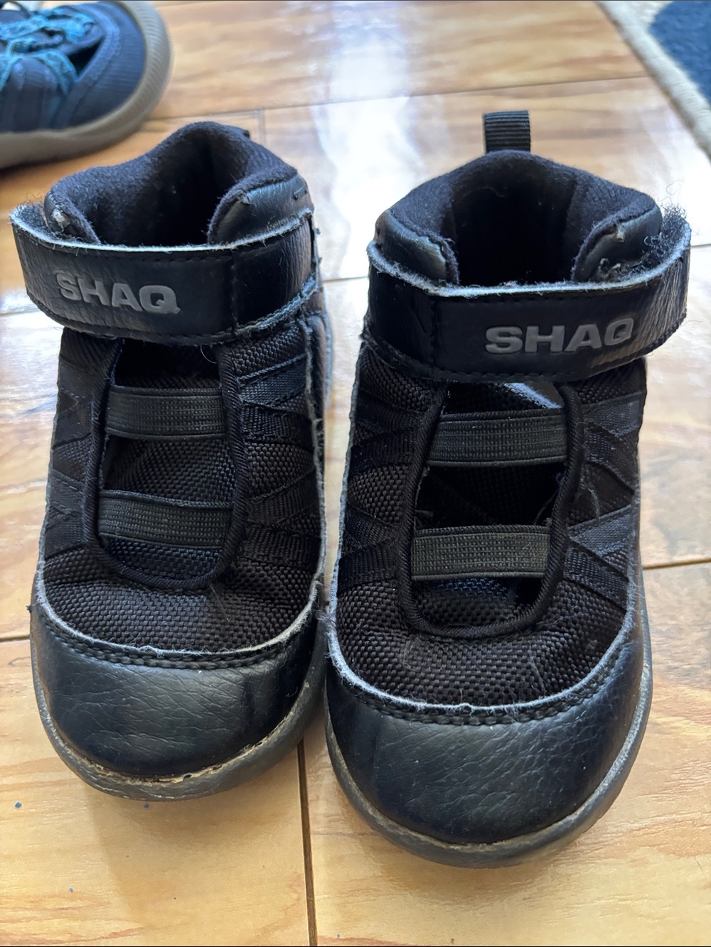 SHAQ Black High-Top Athletic Shoes